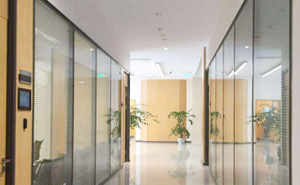 室內(nèi)隔墻用什么材料？怎么做？